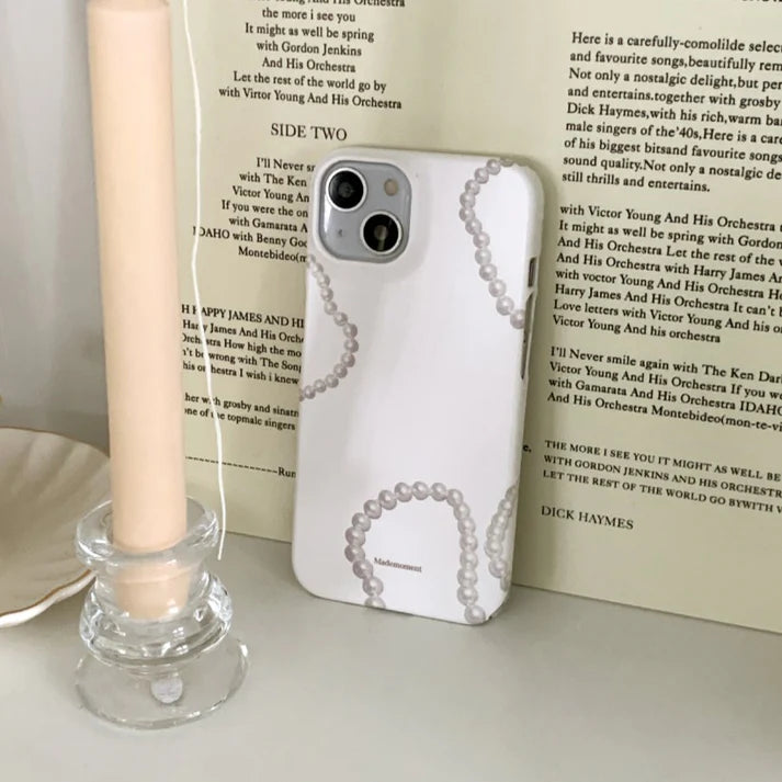 Mademoment Pearl Chain Phone Case